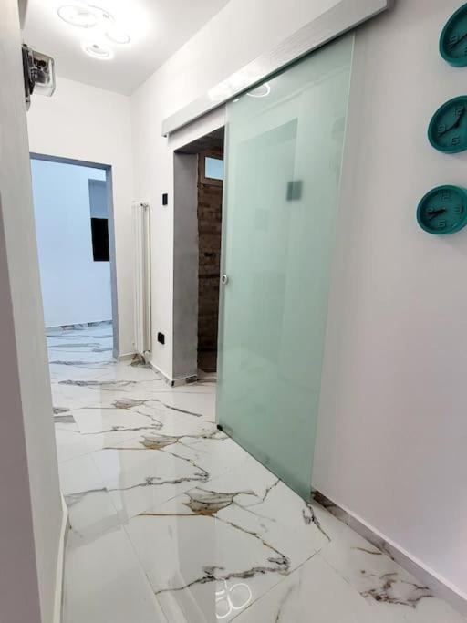 Modern Studio At Unirii بوخارست المظهر الخارجي الصورة